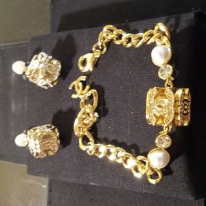 WOMEN'S CHANEL SET OF GOLD TONE CUBE CRYSTAL BRACELET AND EARRINGS